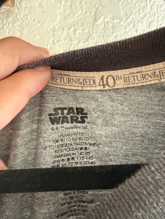 Star Wars Gray Short-Sleeve Kids Tee with Black Trim - Picture 4 of 6
